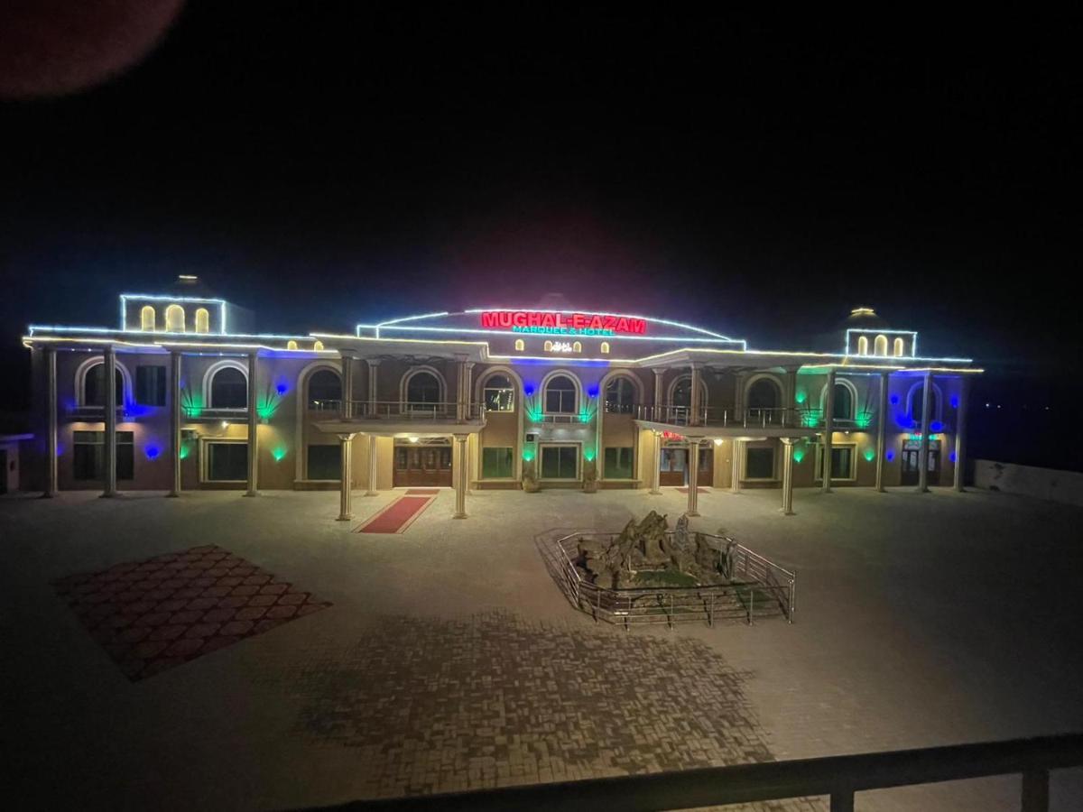 Mughal E Azam Hotel Liaquatpur Buitenkant foto